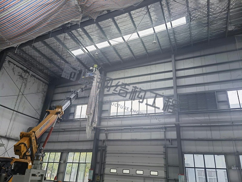 钢结构厂房屋面加固