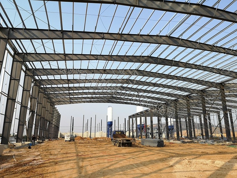 K8凯发钢构百科：钢结构厂房工程中门式钢架结构各构件的作用