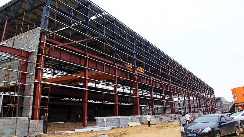 门式钢架钢结构工程：东风日产钢结构厂房